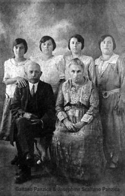 Josephine, Gaitano, and their daughters